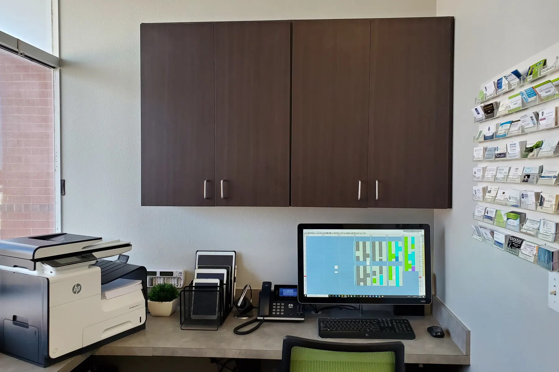 Treatment room workstation